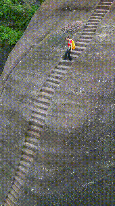 Chinese Steps.gif