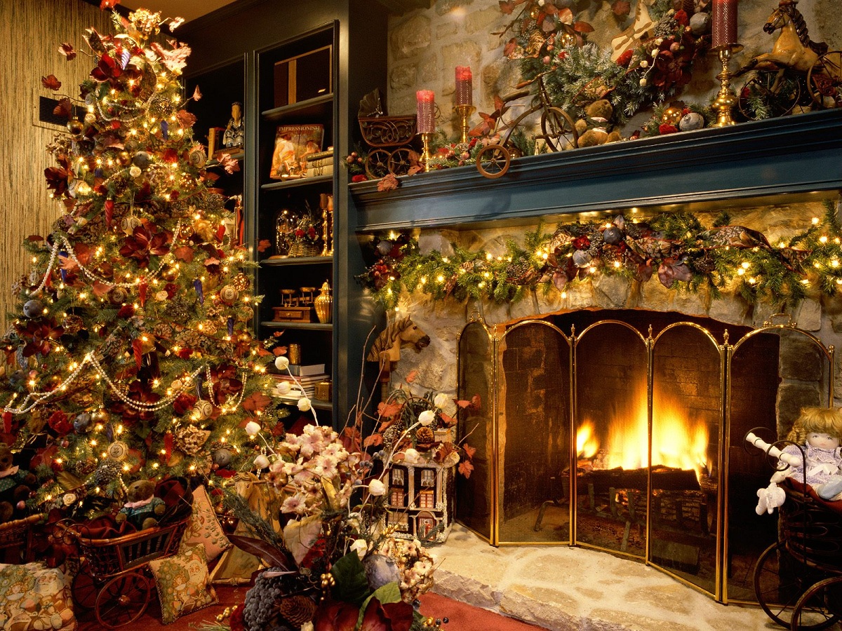 interior-christmas-decorations-ideas-home-designs_611048.jpg