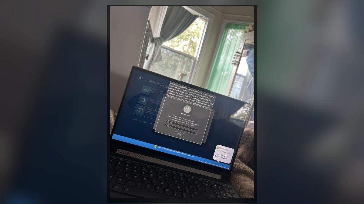 Fake SpongeBob Stream Pop-Up Schedules a Remote Scan 2 Authentic close-up photograph of the fake Microsoft support warning and phone number on the affected laptop