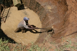 digging-the-water-well-3.jpg