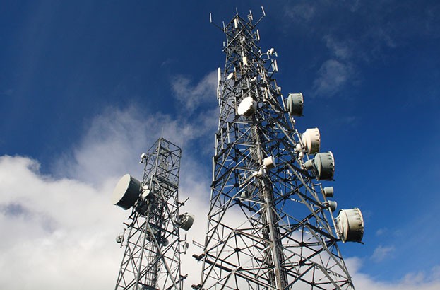 cell-phone-towers-623x410.jpg